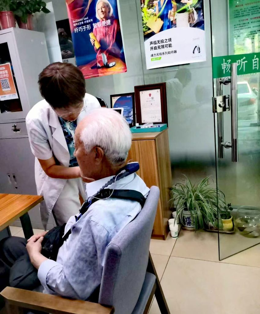 千佛山助听器老店-助听器四级验配师-崔加云照片